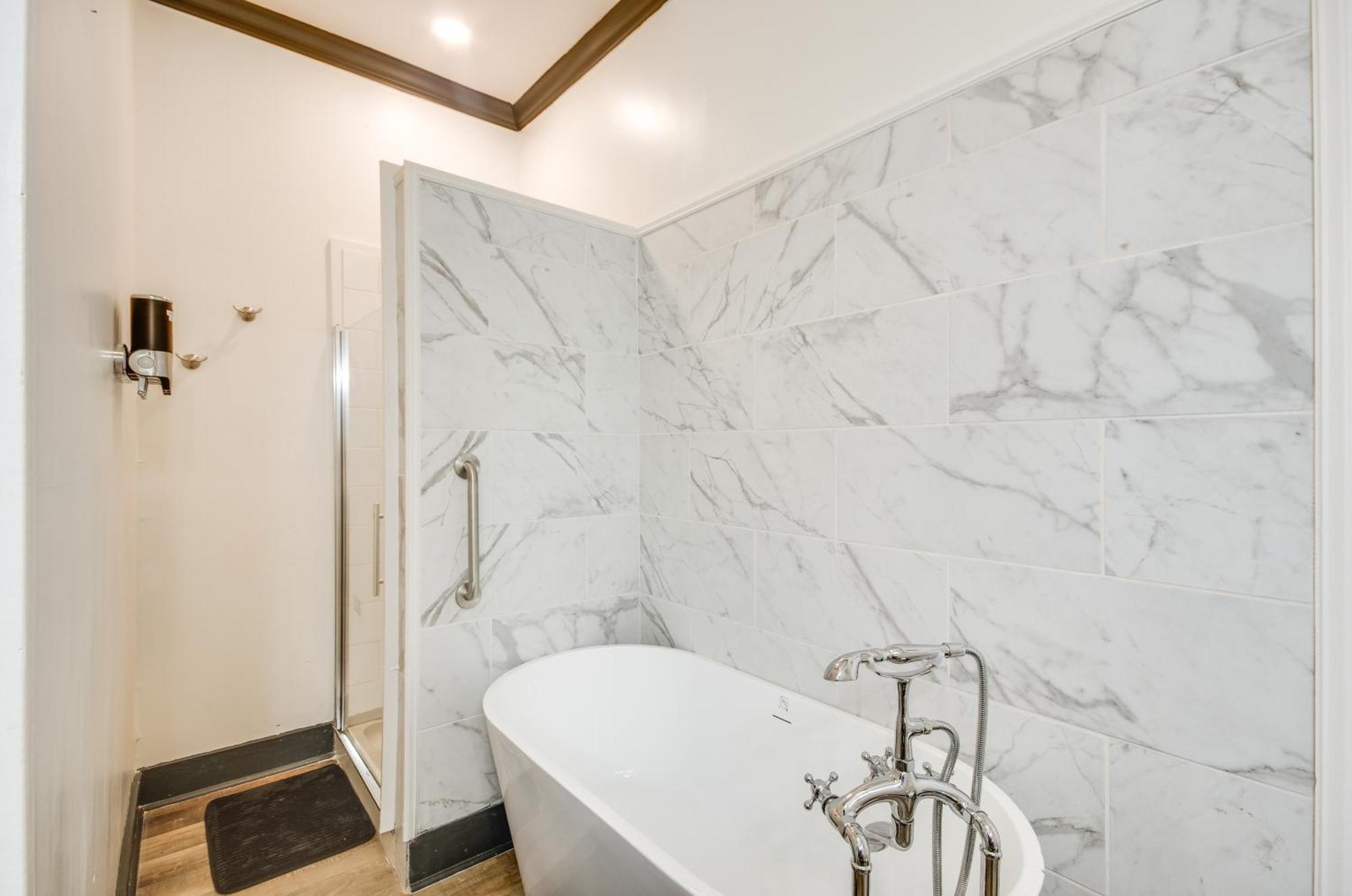 Modern Greenwood Studio Less Than 1 Mi To Downtown! Экстерьер фото