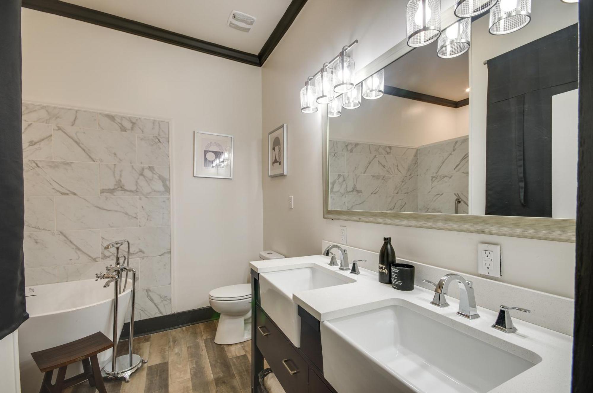 Modern Greenwood Studio Less Than 1 Mi To Downtown! Экстерьер фото